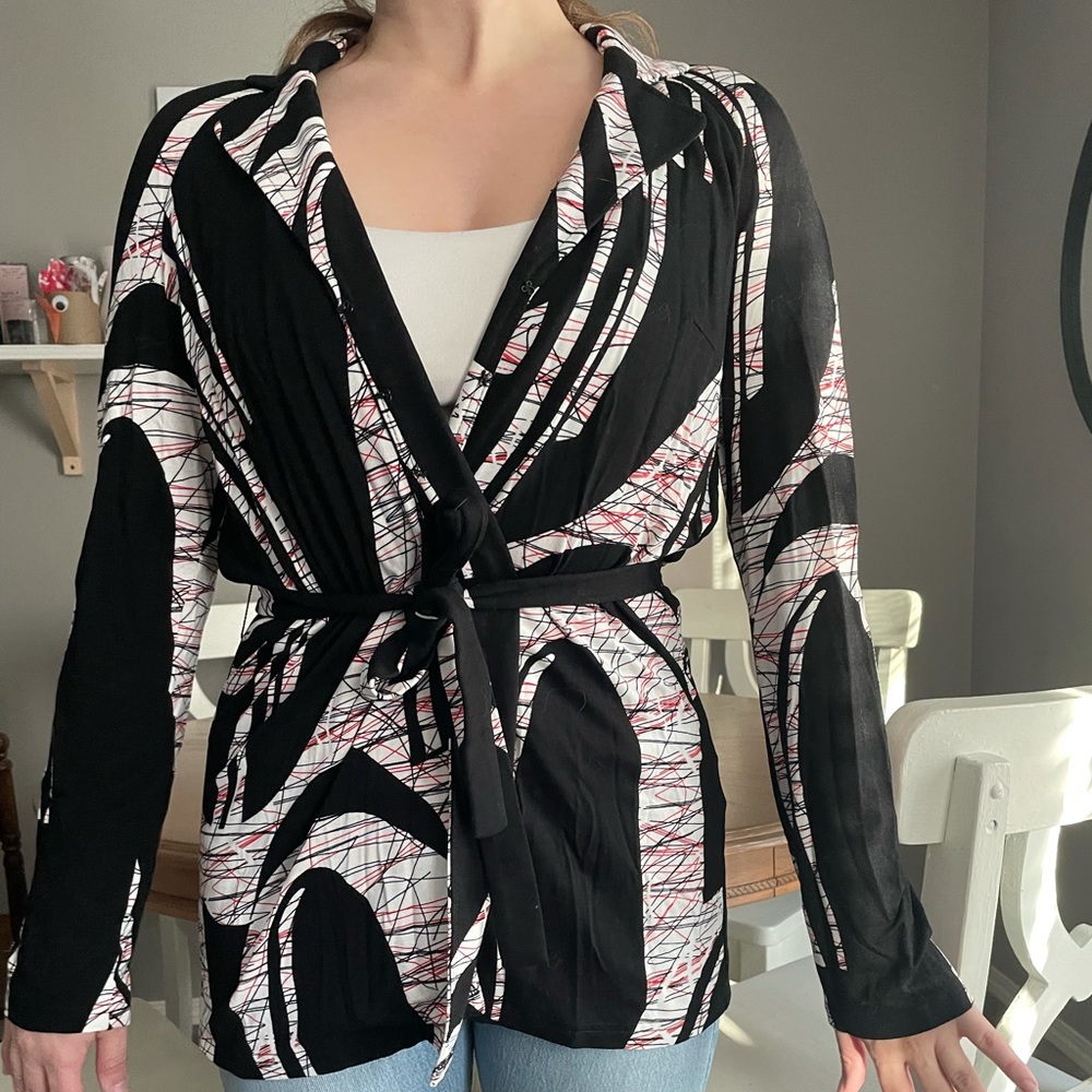Joseph Ribkoff blazer. - Picture 4 of 6
